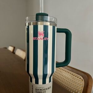 Stanley Green Cabana Stanley 40 oz